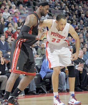 与更高强度 与更高强度