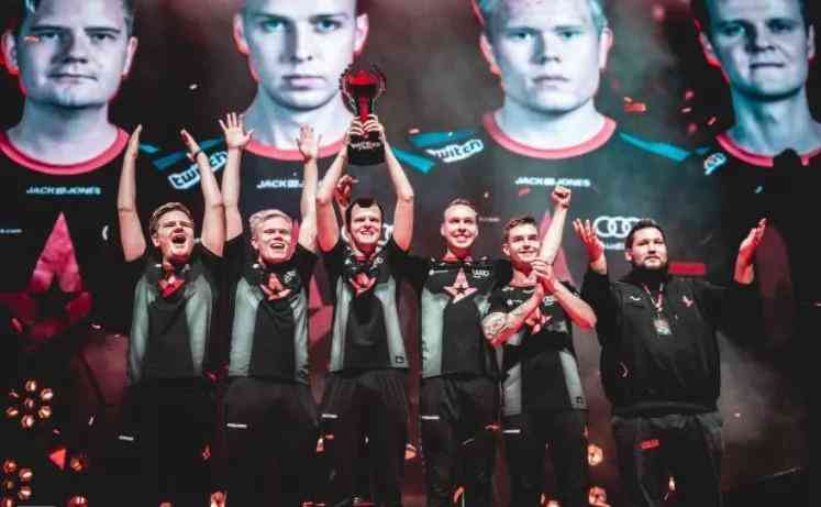 都让这支年 都让这支年