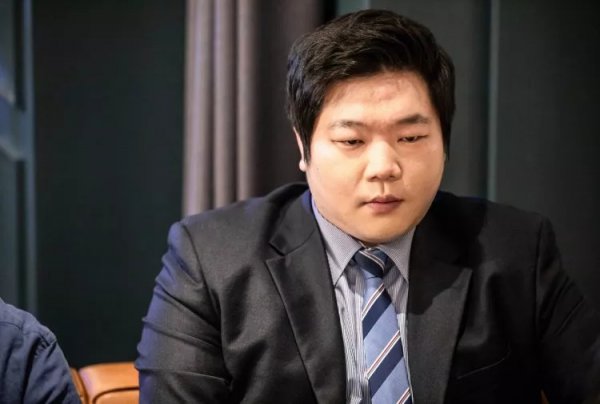 在镜头里呈 在镜头里呈